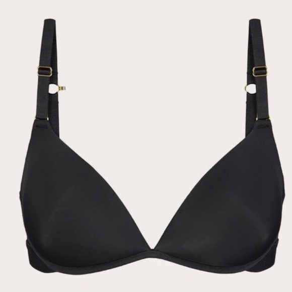 Lively Black Deep V No-Wire Bra 38 C - Picture 1 of 9